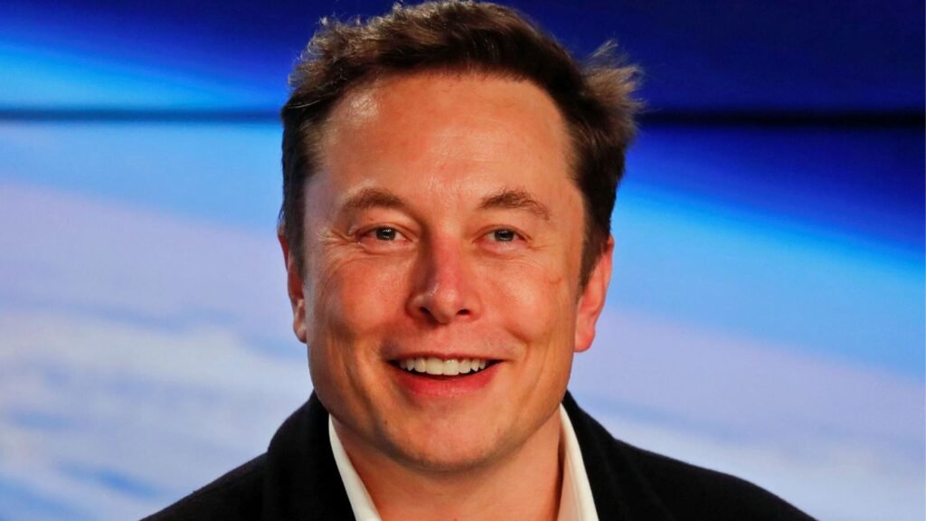 Elon Musk laughing at Apple's electric car project.